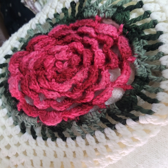 Rose Crochet Sweater - Picture 5 of 8